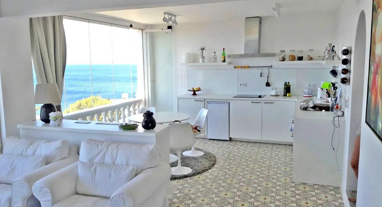 Breathtaking Costabrava Seaview Apartment 5M Beach - Casa Artevida Roses